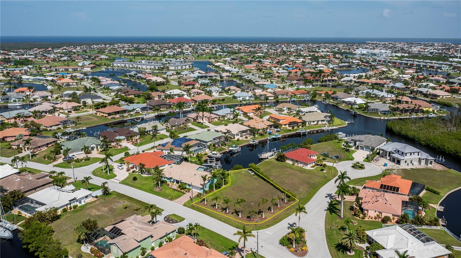 1423 Grebe Ct, Punta Gorda, FL 33950
