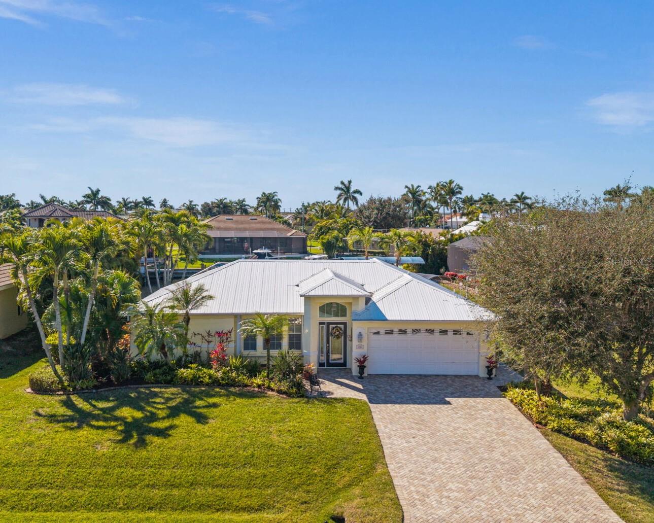 2926 Sw 38th Ter, Cape Coral, FL 33914