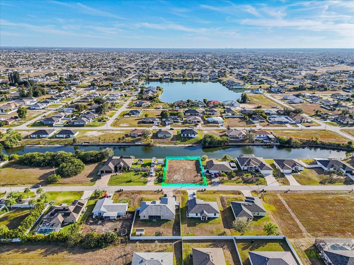 322 Ne 20th St, Cape Coral, FL 33909