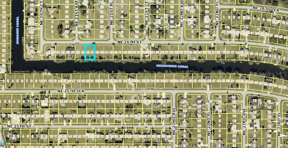 2106 Ne 26th St, Cape Coral, FL 33909
