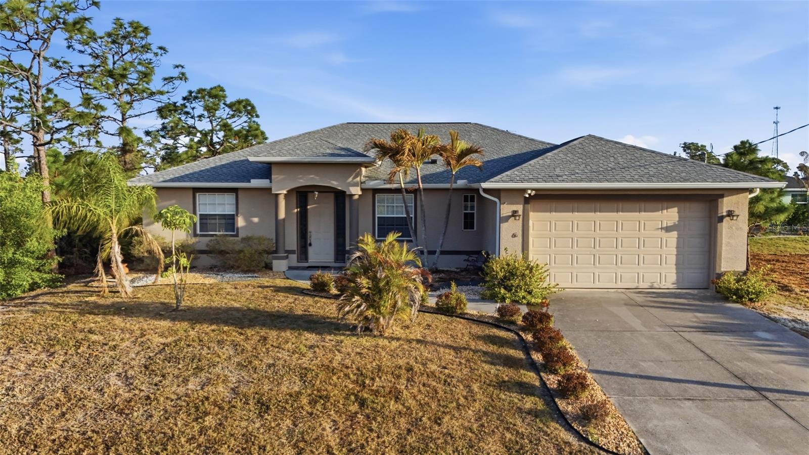 6 Transon Ln, Placida, FL 33946