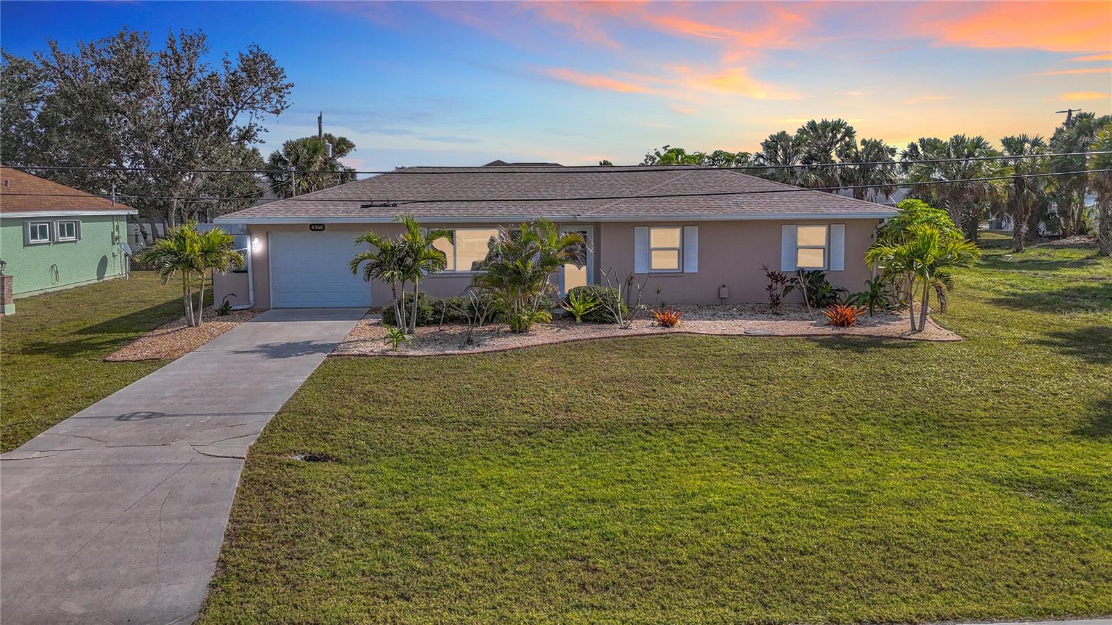 4368 Flamingo Blvd, Port Charlotte, FL 33948