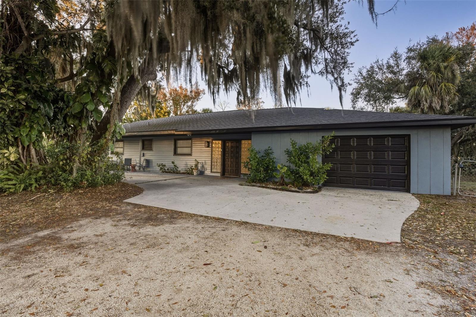 5700 Oakview Ln, Punta Gorda, FL 33950