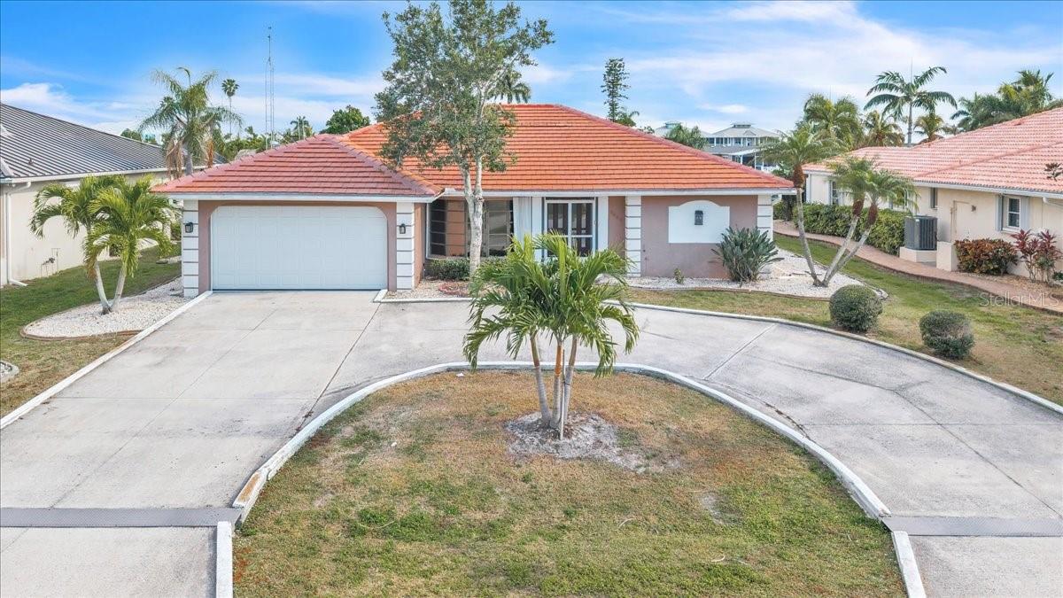 5450 Almar Dr, Punta Gorda, FL 33950