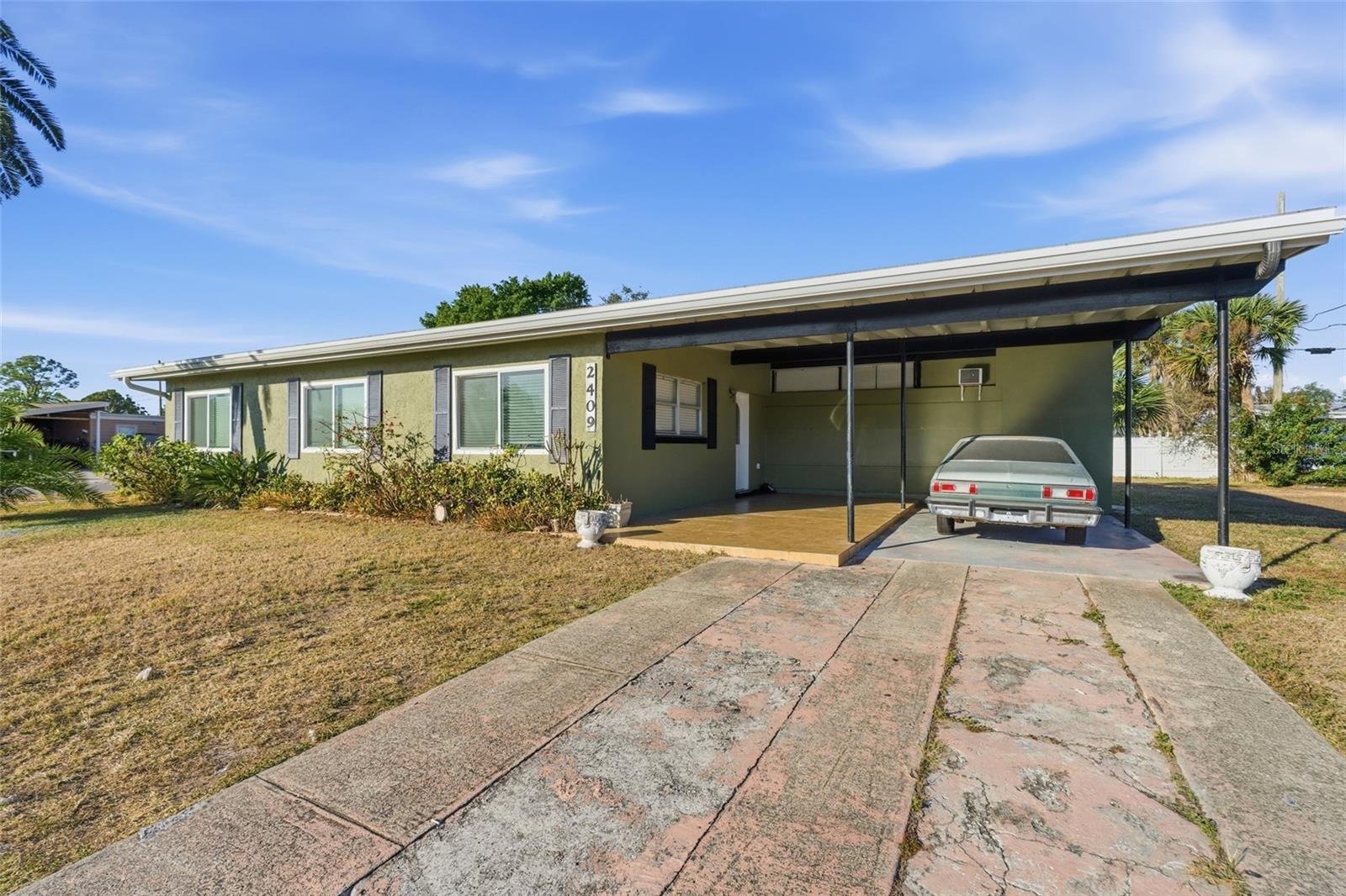 2409 Ednor St, Port Charlotte, FL 33952