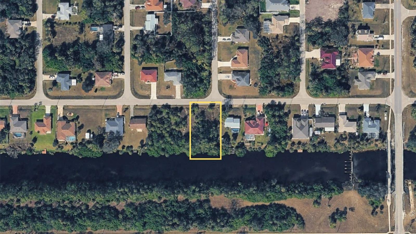 Raywood Ave, North Port, FL 34286