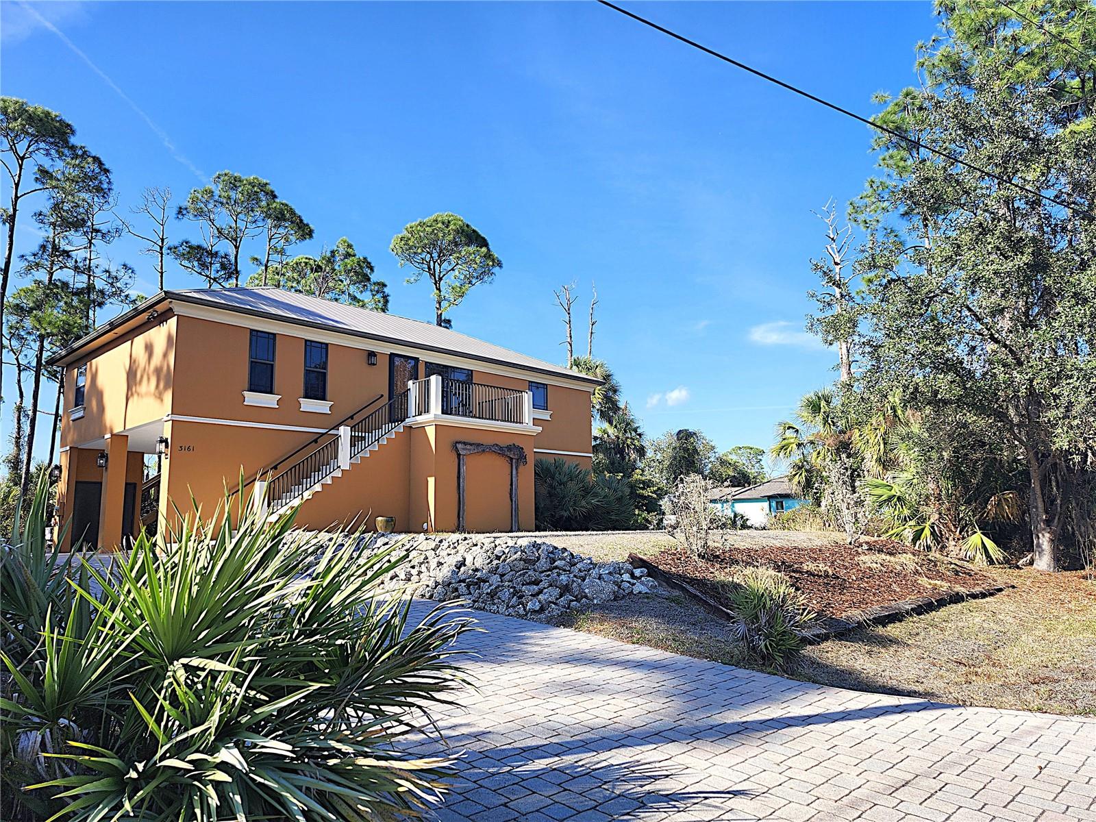 3161 Daphne Rd, North Port, FL 34288