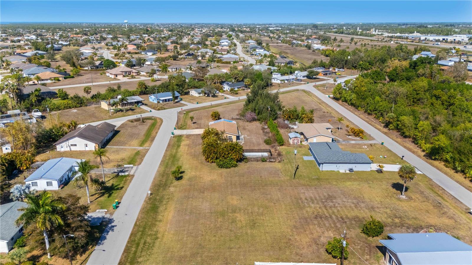 11131 3rd Ave, Punta Gorda, FL 33955
