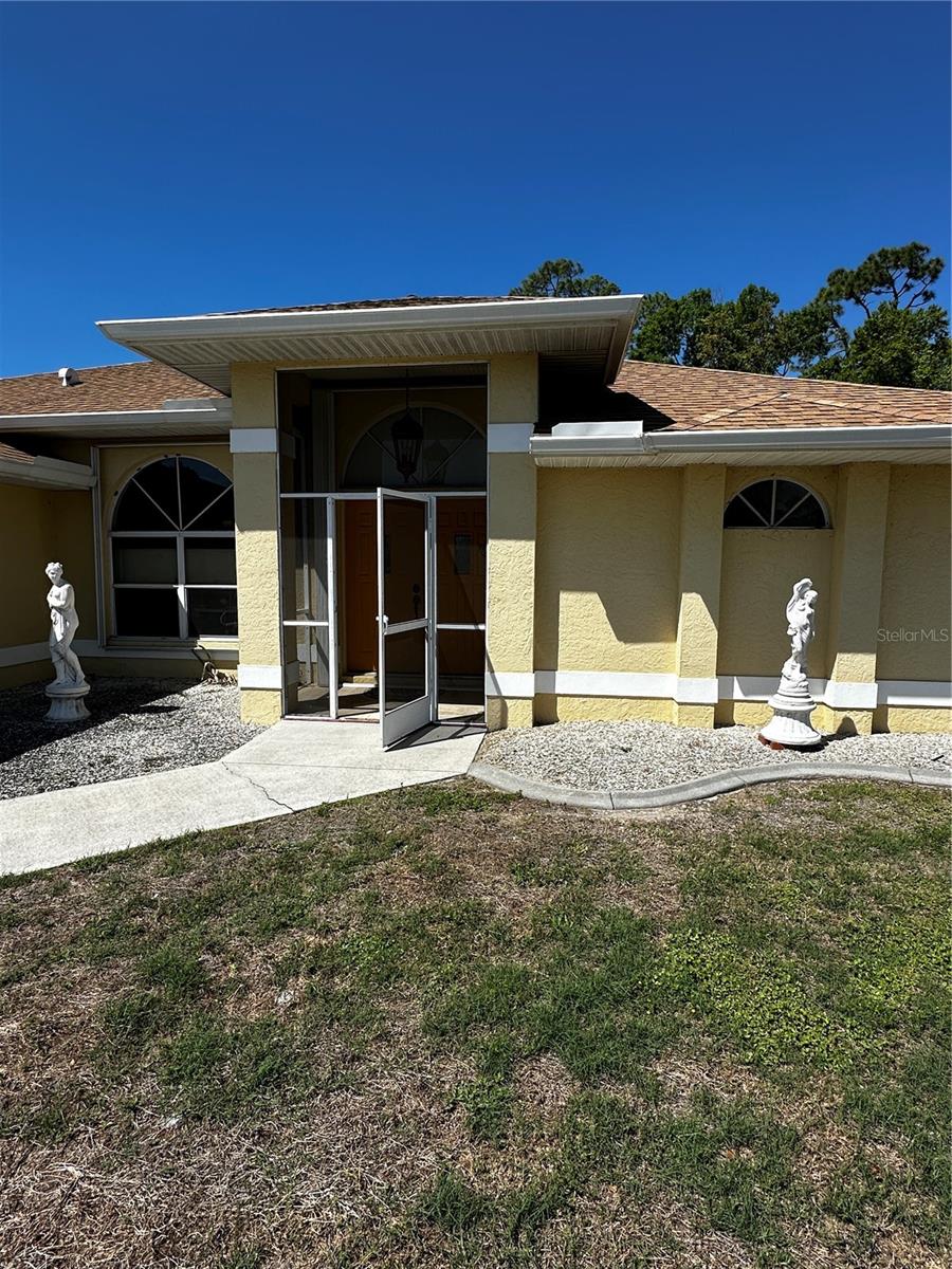 1485 Fringe St, Port Charlotte, FL 33952