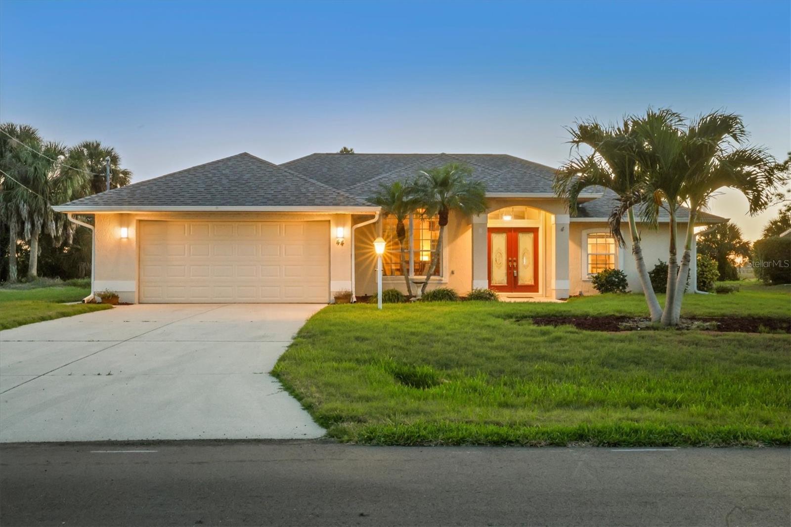 44 Sportsman Ln, Rotonda West, FL 33947