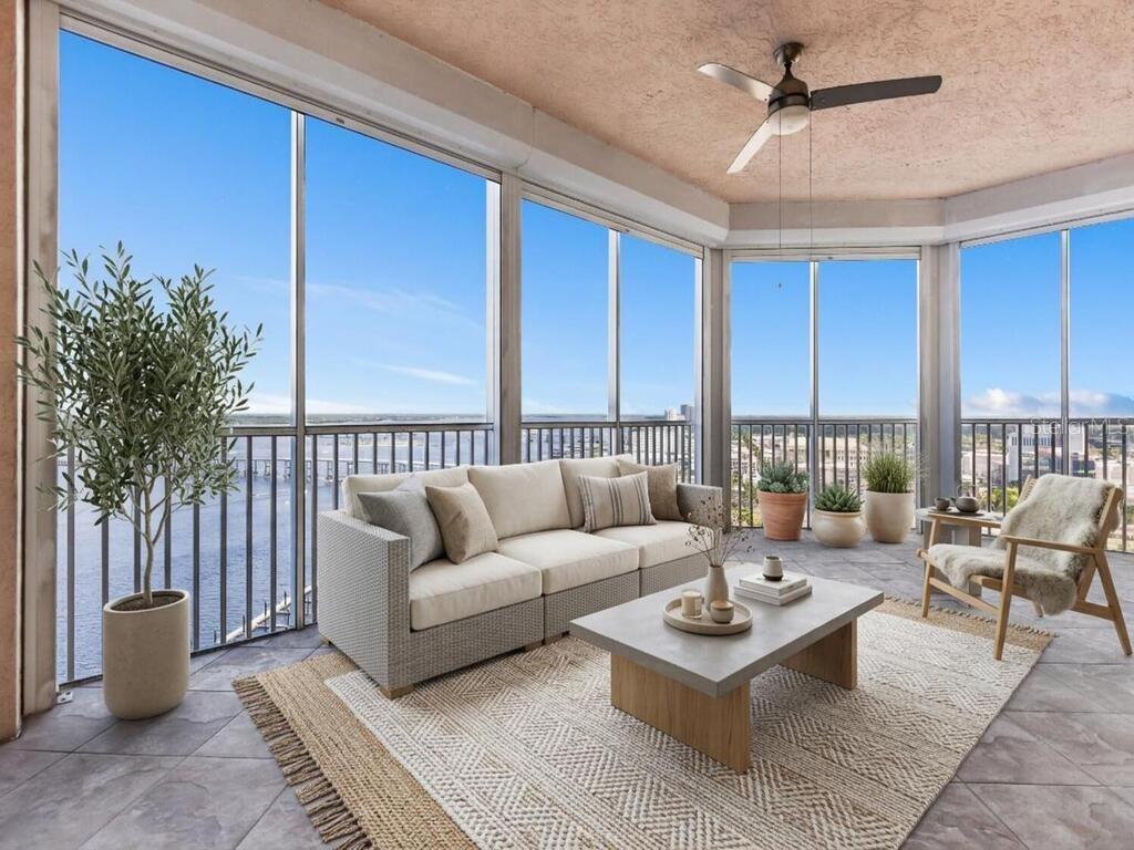 2104 W First St #2304, Fort Myers, FL 33901