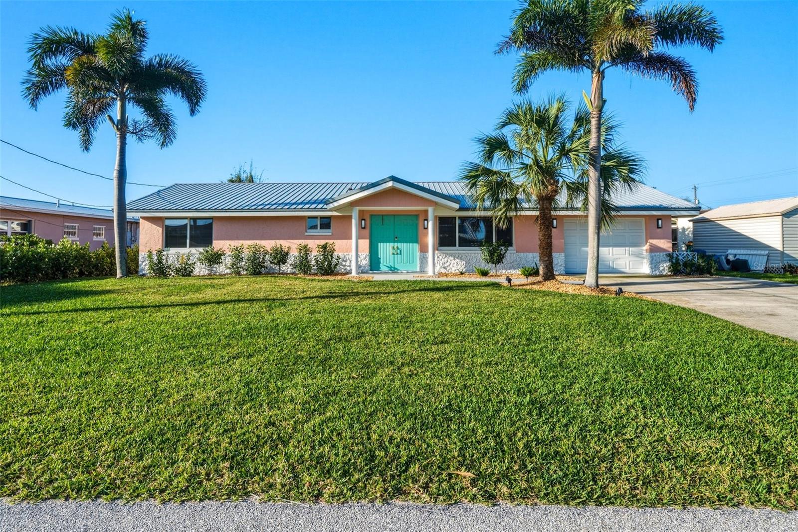105 Leland St Se, Port Charlotte, FL 33952