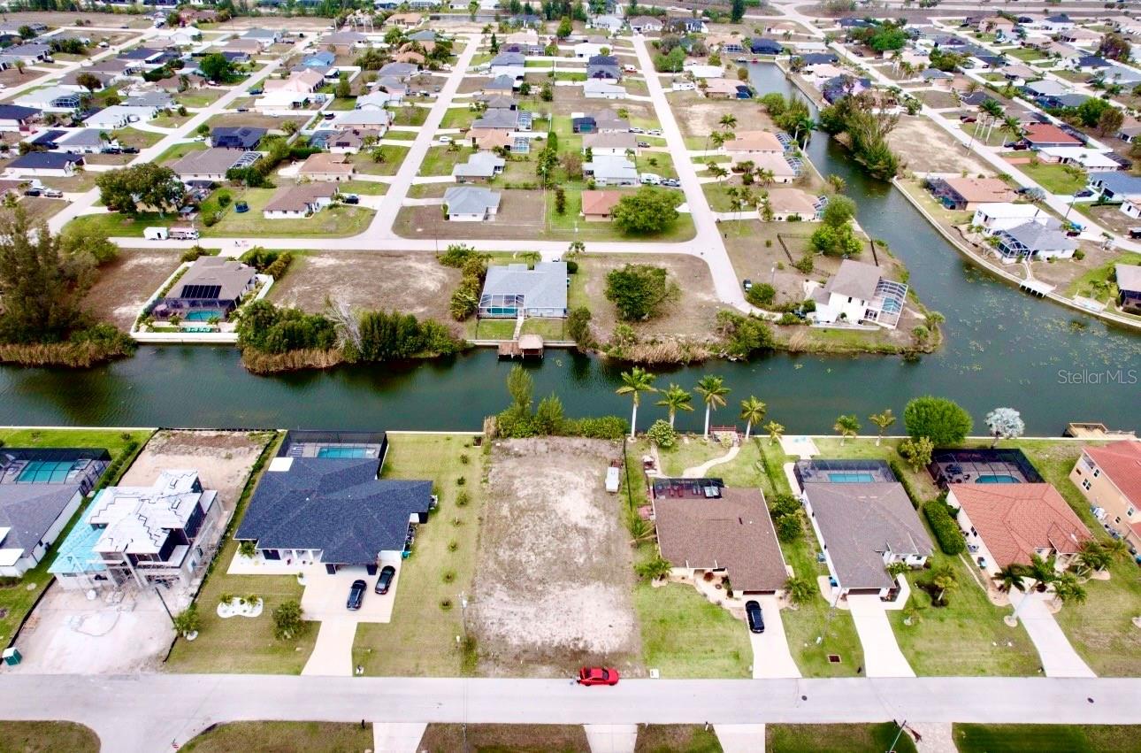 239 Sw 28th Ter, Cape Coral, FL 33914