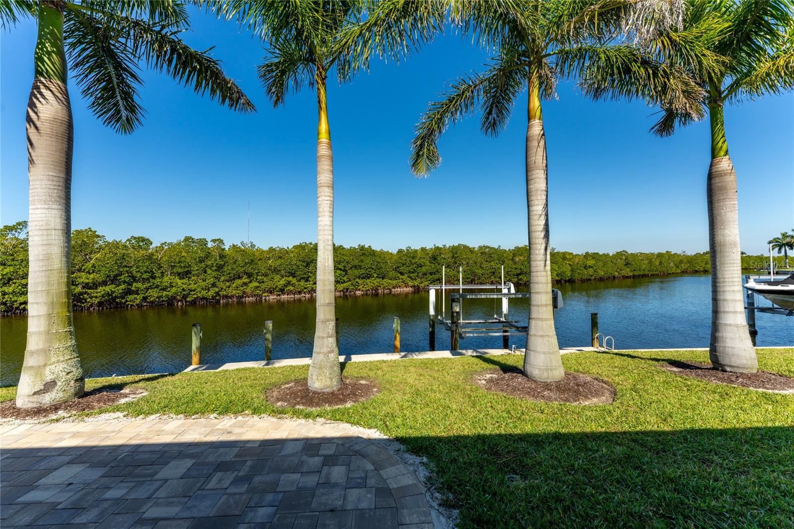 3310 Tripoli Blvd, Punta Gorda, FL 33950