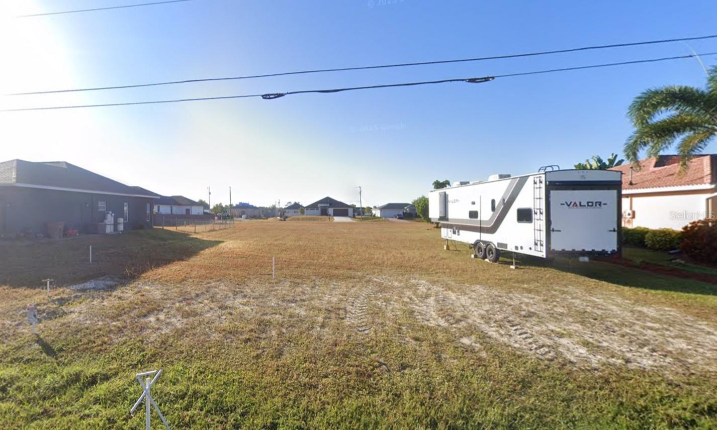 2458 Nw 22nd St, Cape Coral, FL 33993