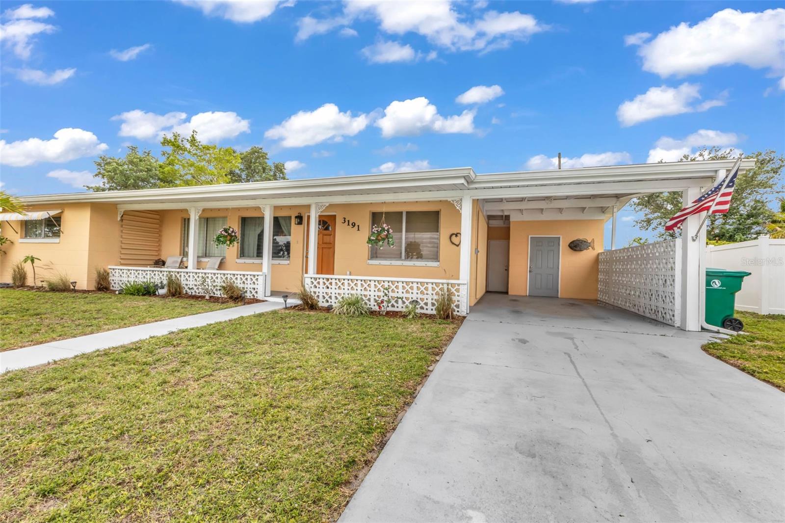 3191 Easy St, Port Charlotte, FL 33952