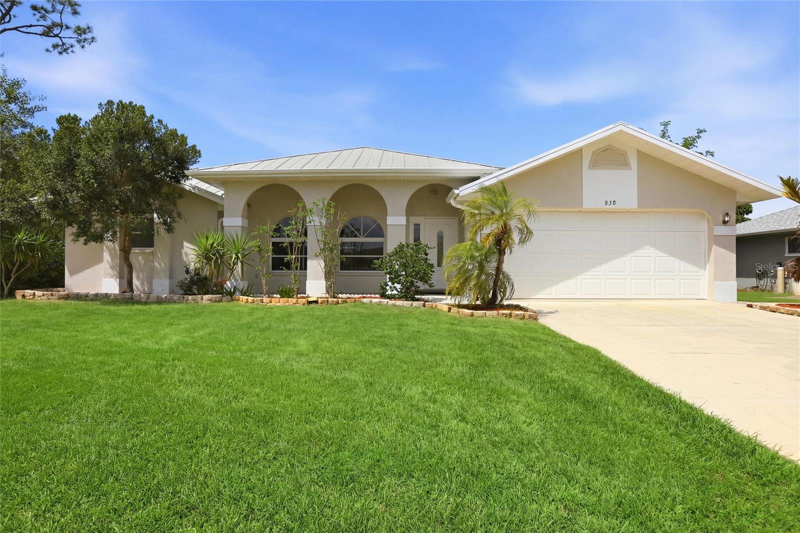 830 Columbia St, Port Charlotte, FL 33948