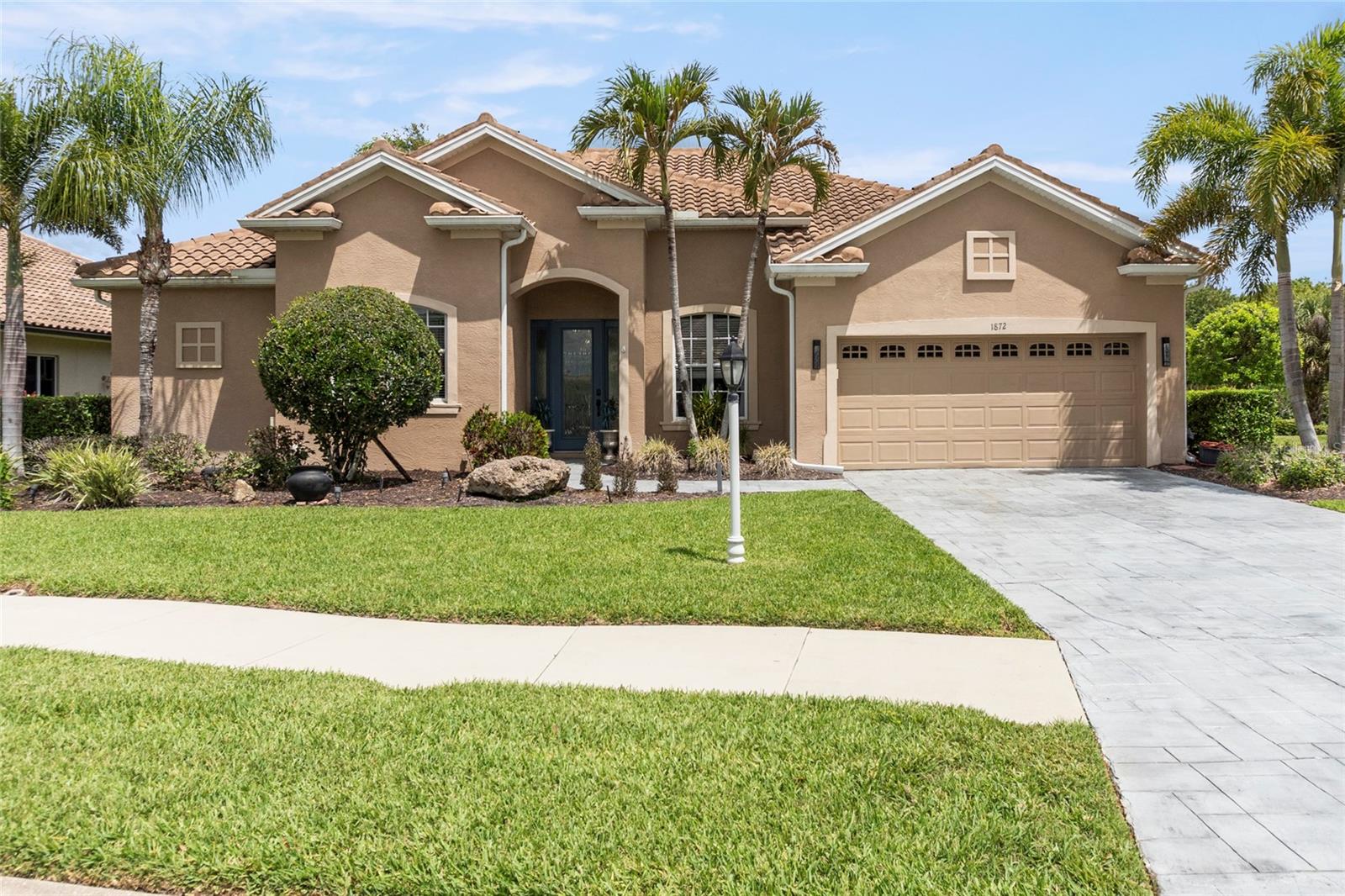 1872 Coconut Palm Cir, North Port, FL 34288