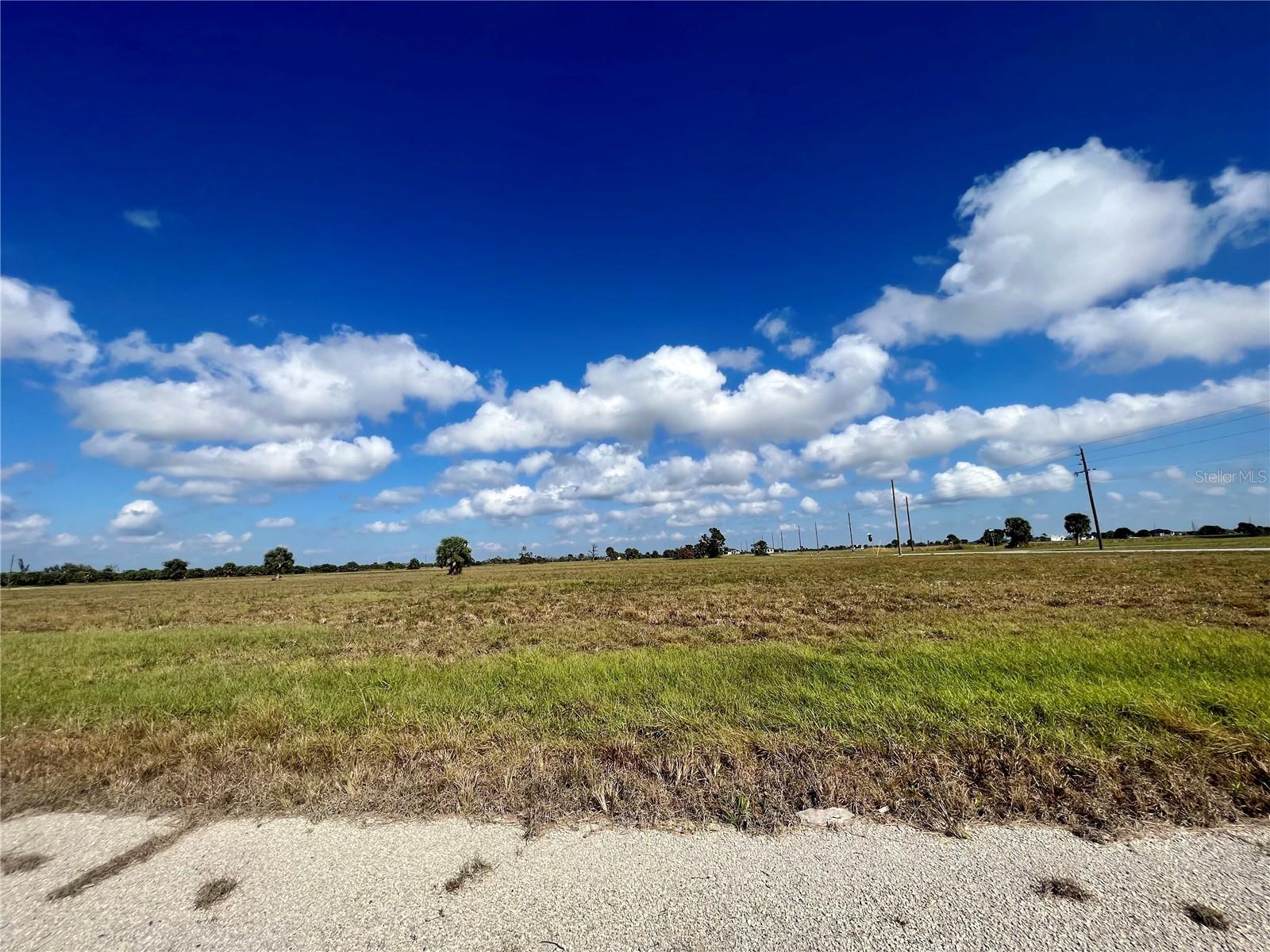 4 Cottonwood Ct, Placida, FL 33946