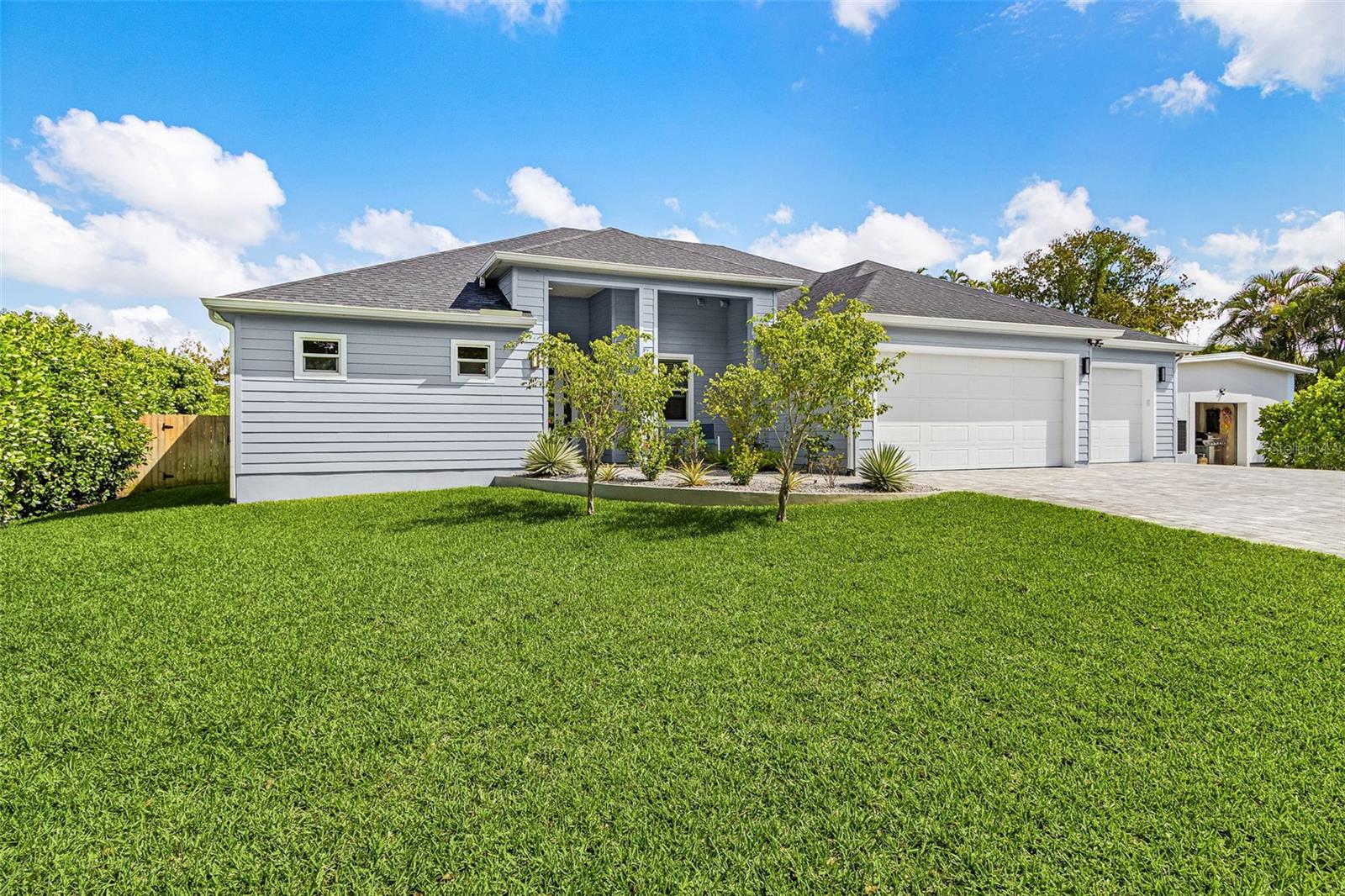 1275 Carlene Ave, Fort Myers, FL 33901