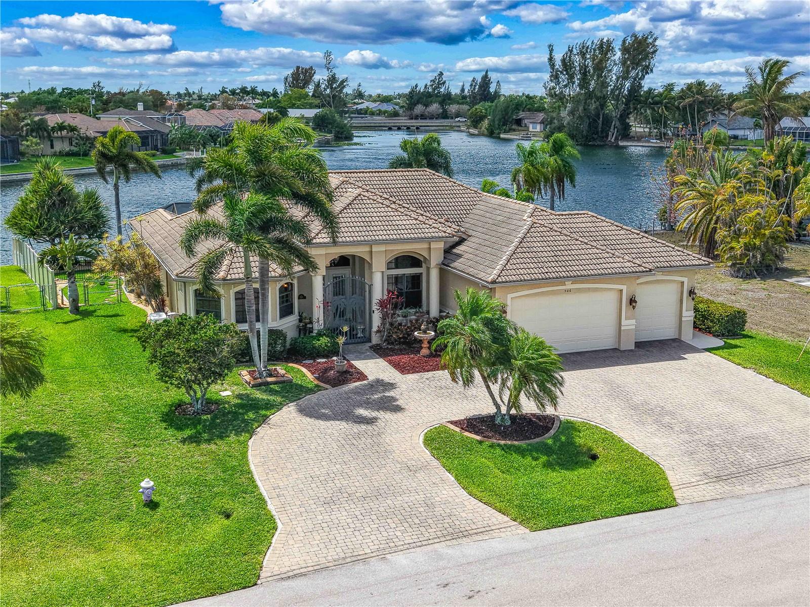 506 Se 24th St, Cape Coral, FL 33990