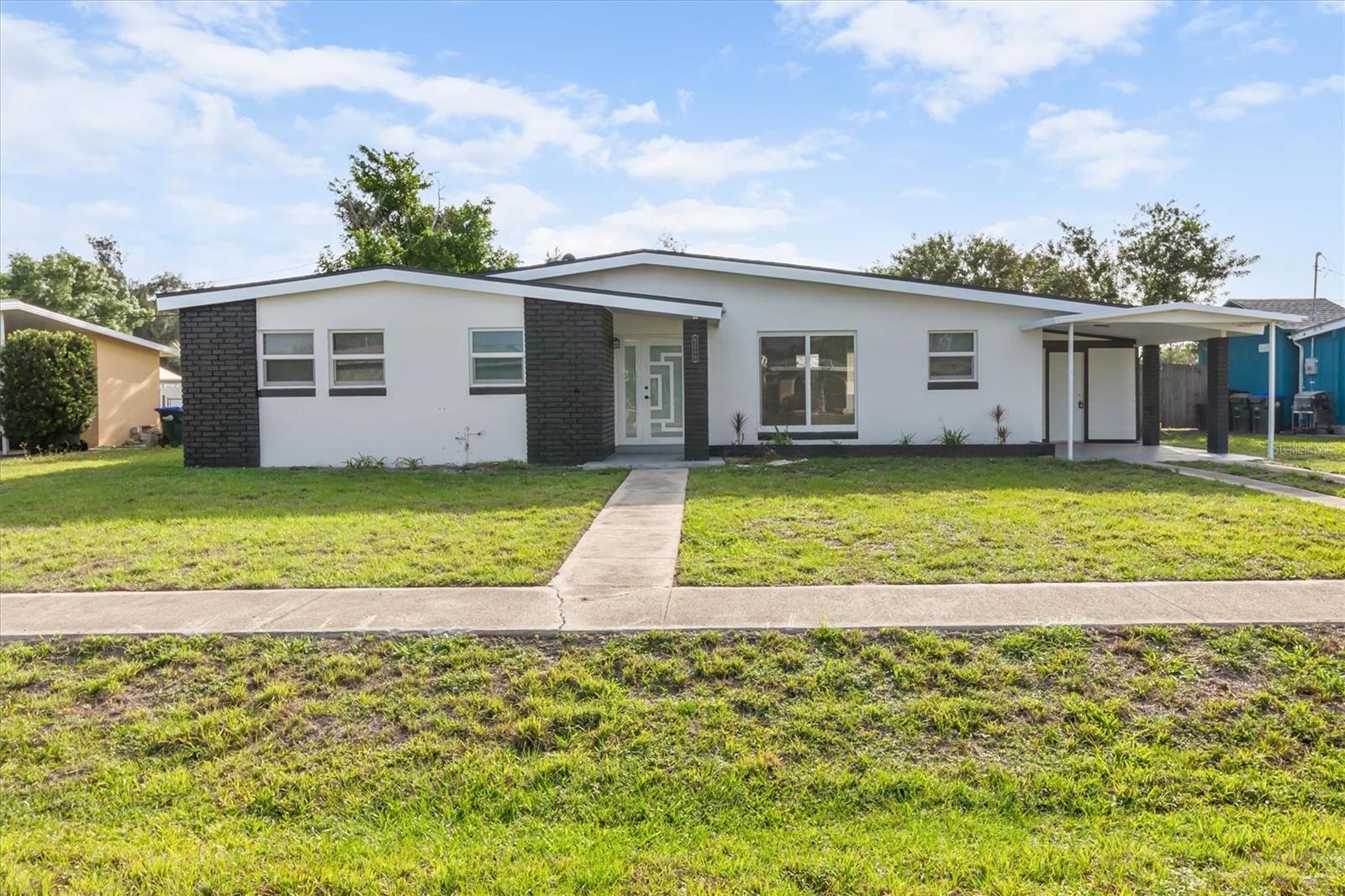6230 Freemont St, North Port, FL 34287