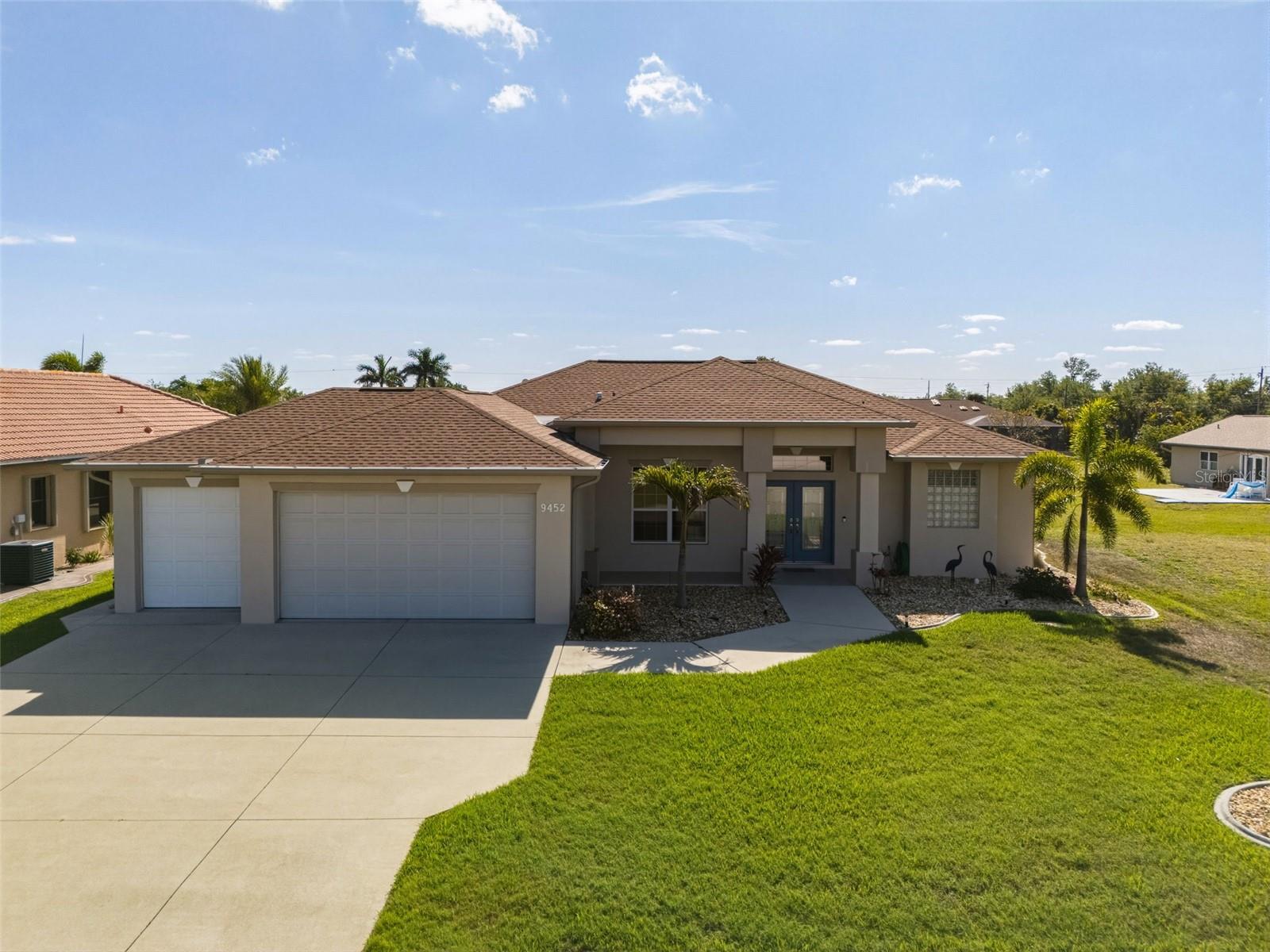 9452 Nastrand Cir, Port Charlotte, FL 33981