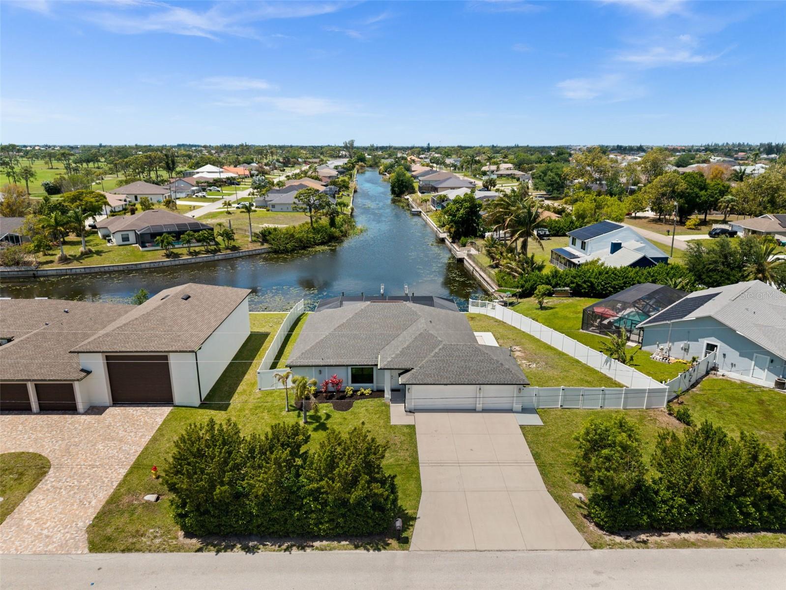 1808 Sw 8th Pl, Cape Coral, FL 33991