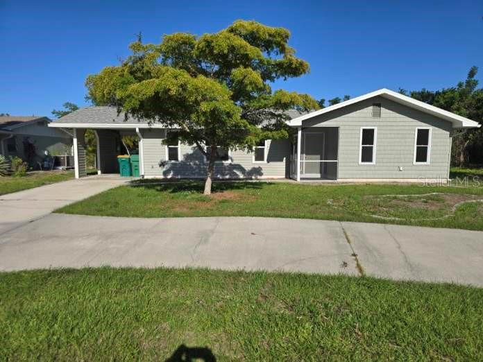 1660 Eagle St, Port Charlotte, FL 33952
