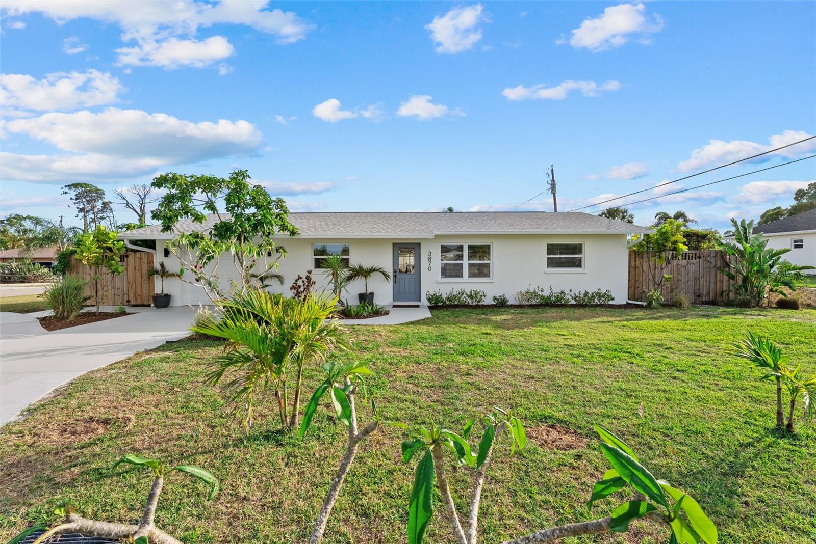 3870 Sterling Rd, Venice, FL 34293