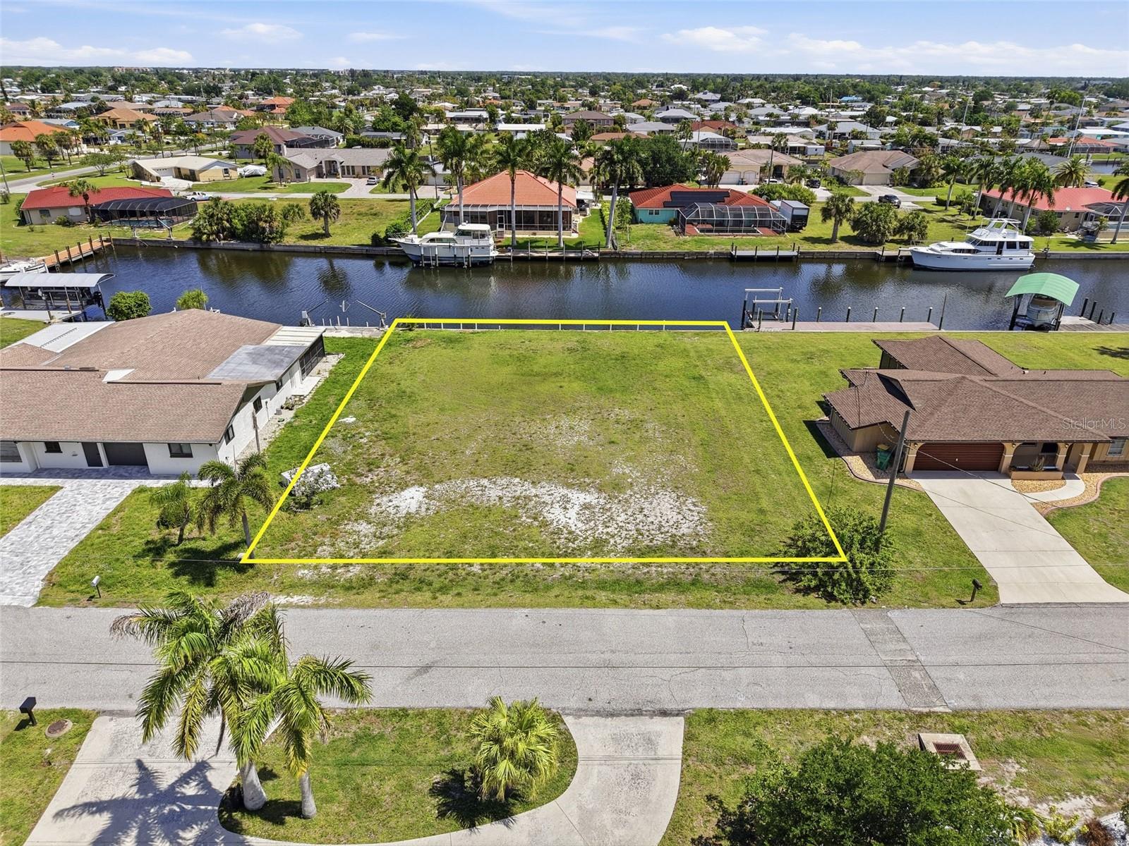108 Sinclair St Se, Port Charlotte, FL 33952