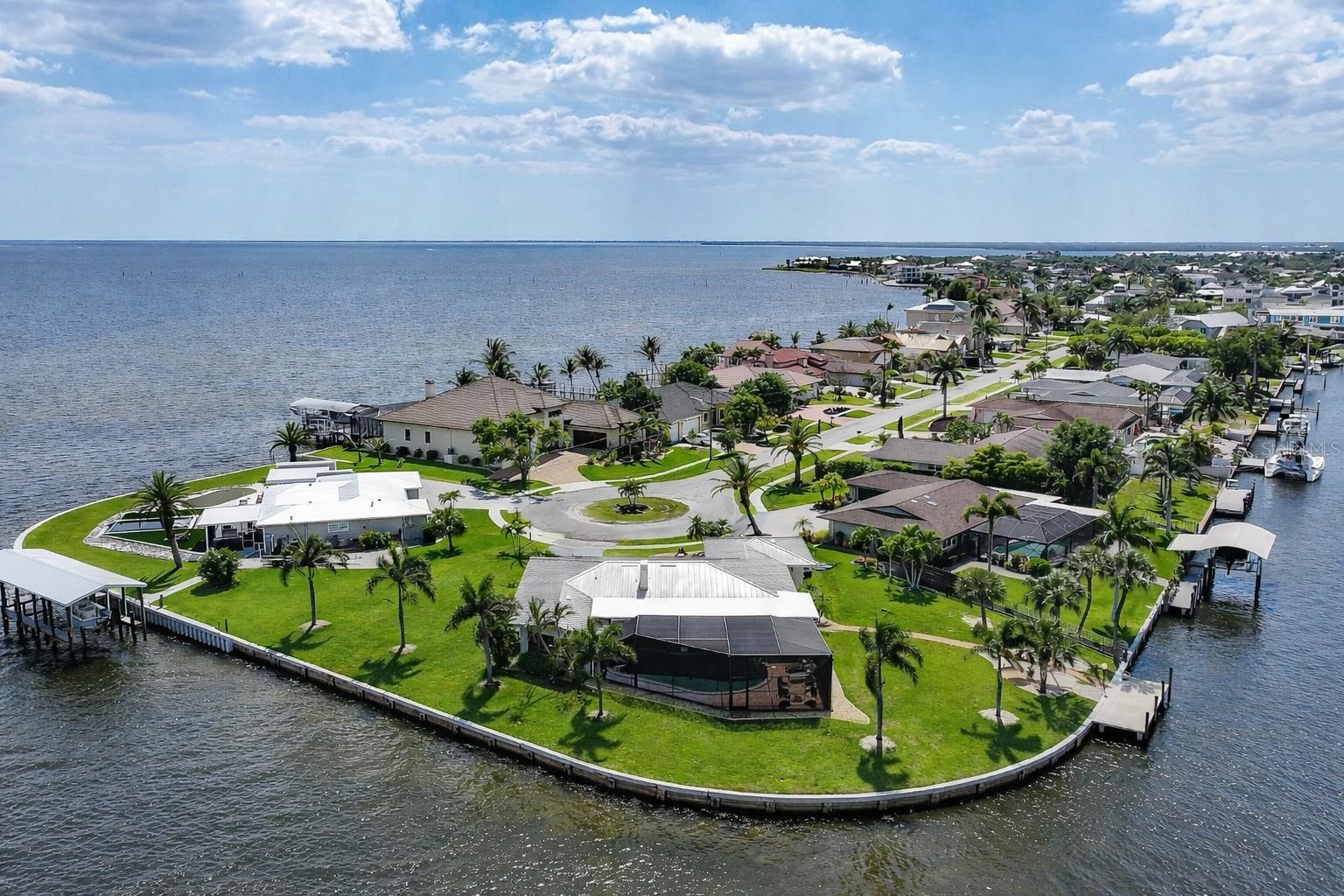 374 Severin Rd Se, Port Charlotte, FL 33952