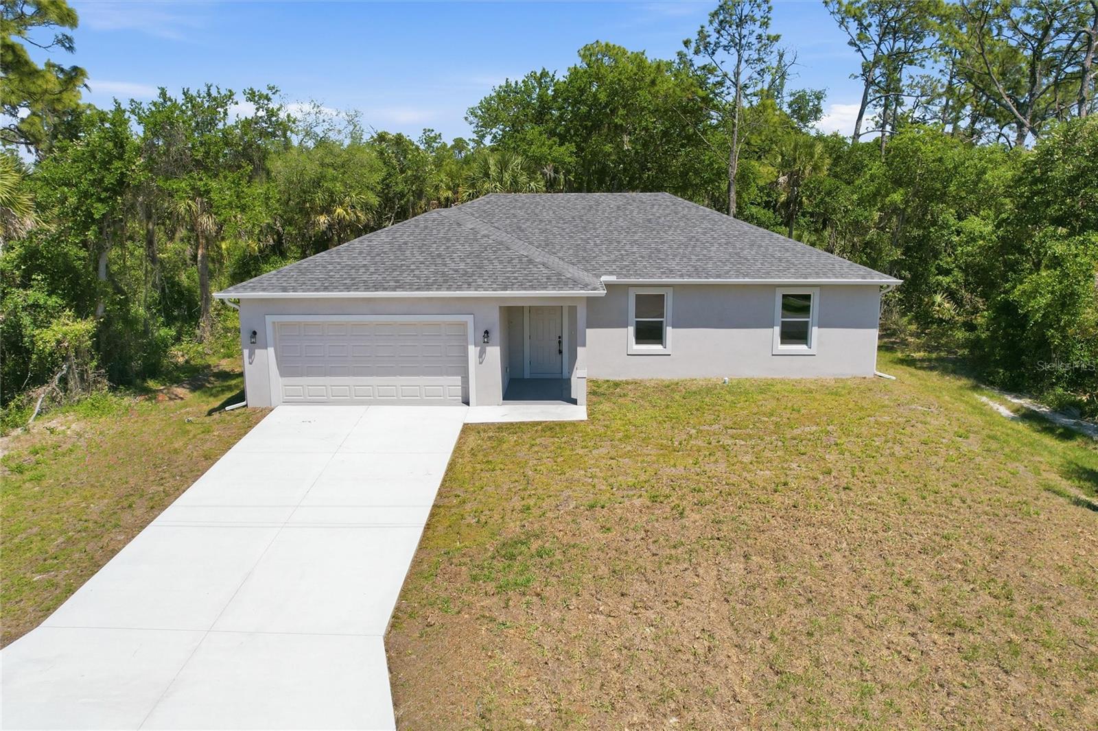 2440 Hiawatha St, Port Charlotte, FL 33948