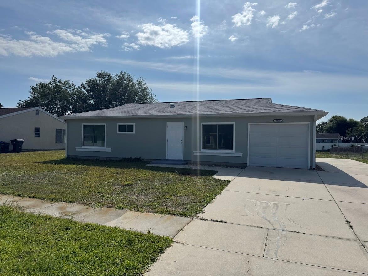 2422 Roxbury Cir, North Port, FL 34287