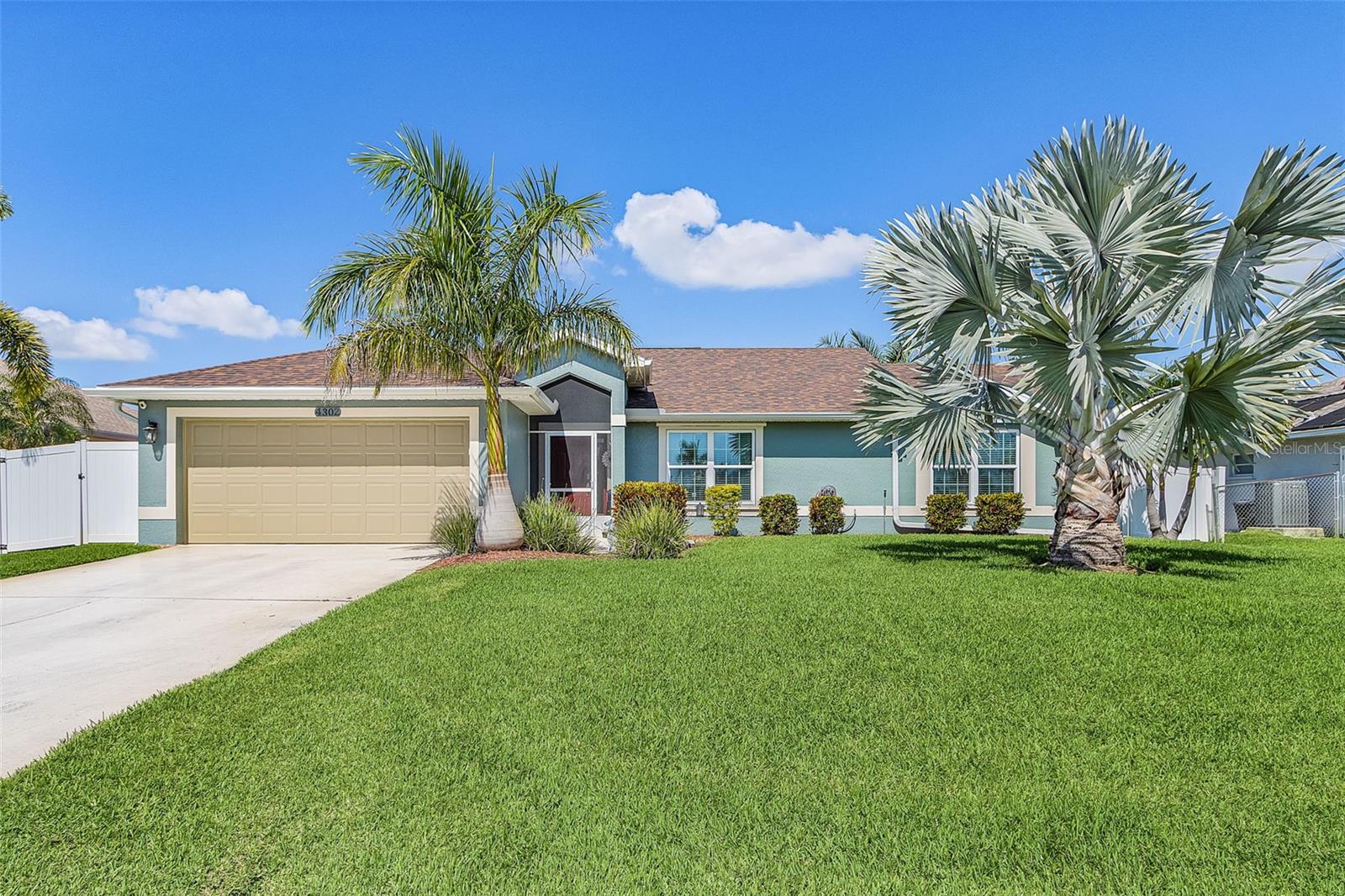 4302 Sw 18th Pl, Cape Coral, FL 33914