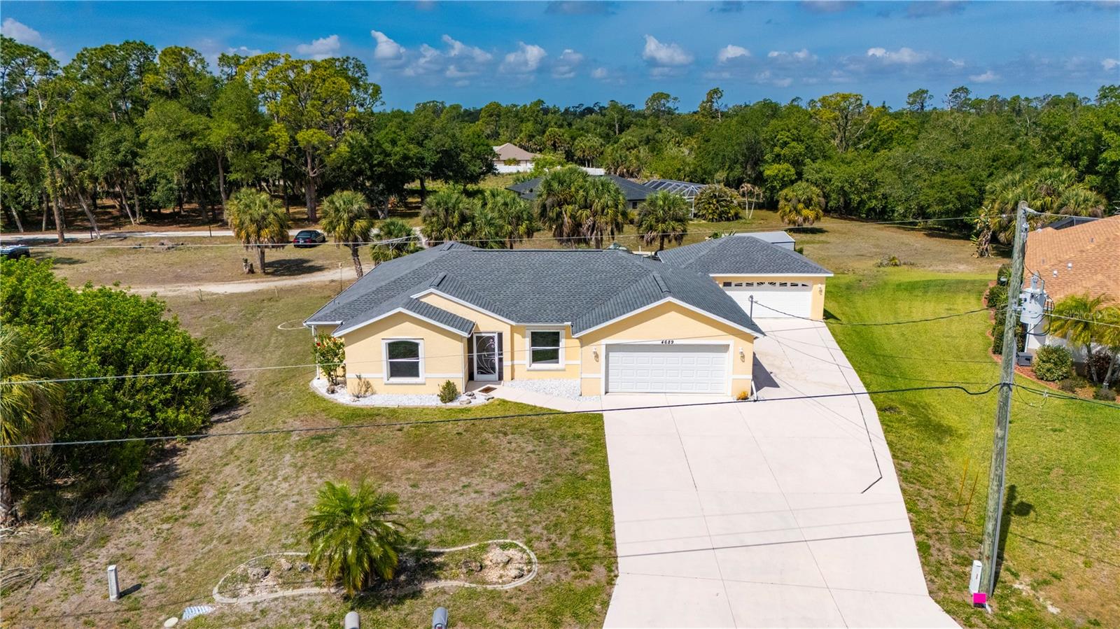 4689 Fernway Dr, North Port, FL 34288