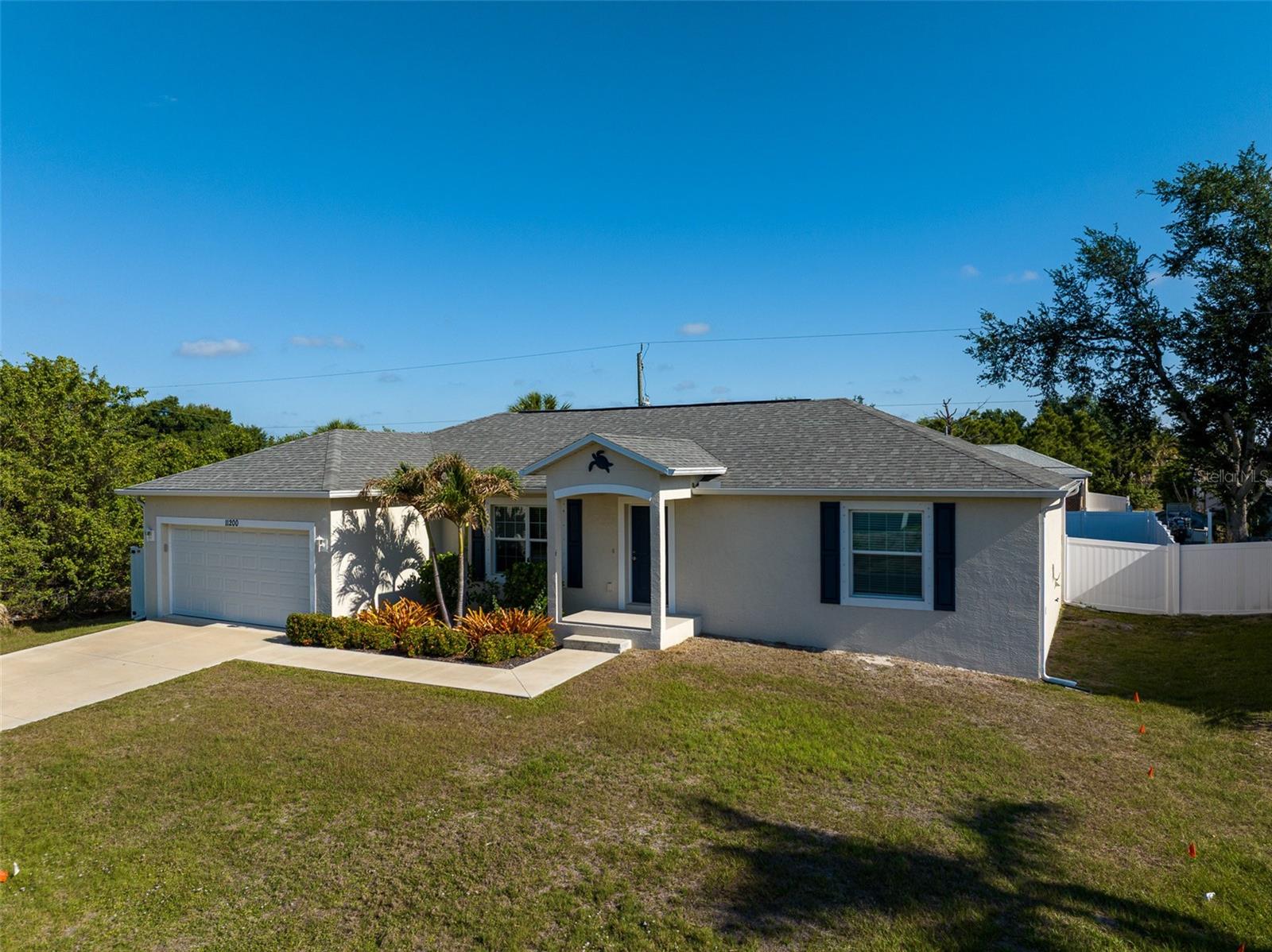 11200 Chalet Ave, Englewood, FL 34224