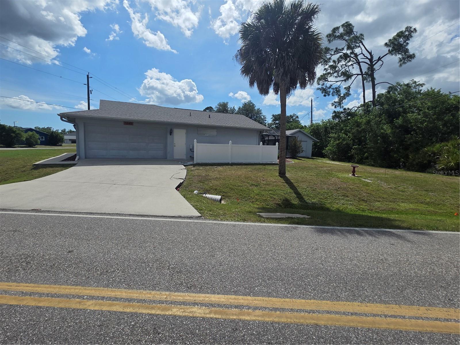 1265 Yorkshire St, Port Charlotte, FL 33952