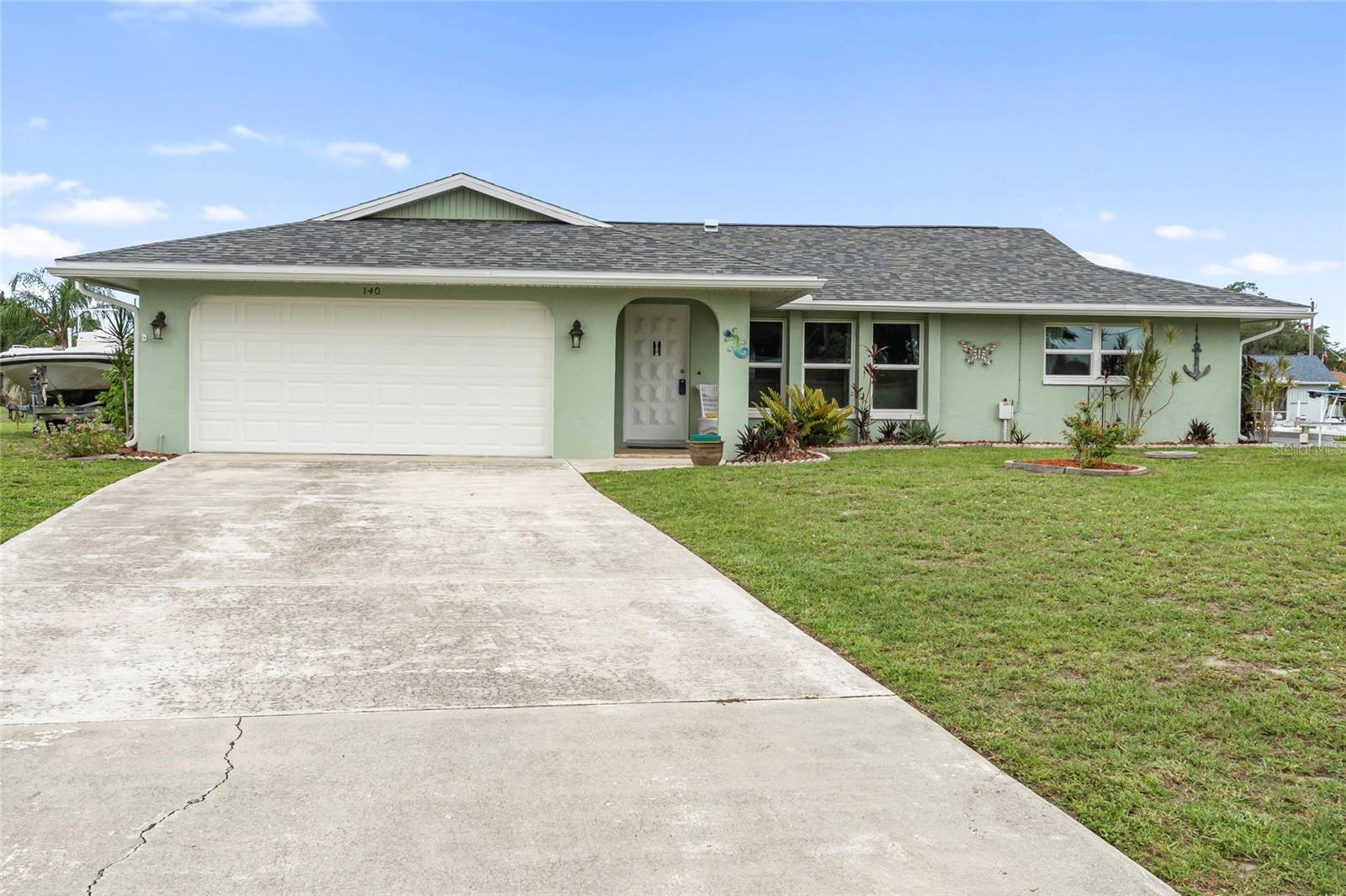 140 Barre Dr Nw, Port Charlotte, FL 33952