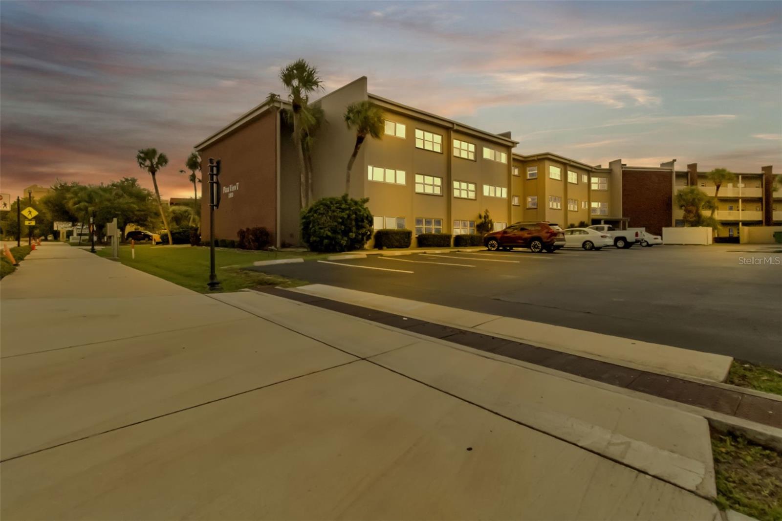3100 Harbor Blvd #203, Port Charlotte, FL 33952