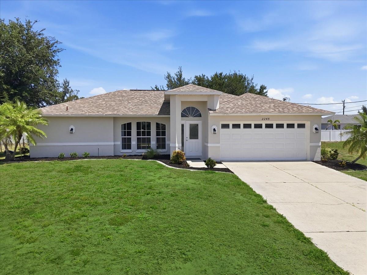 2245 Sw 1st Ter, Cape Coral, FL 33991