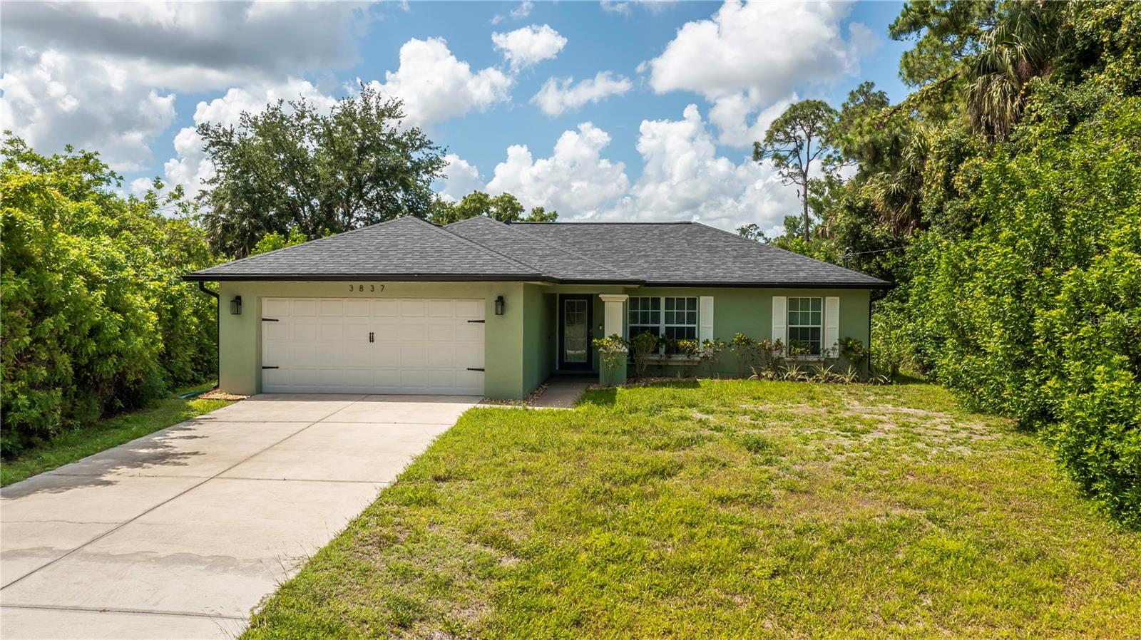 3837 Hillandale St, Fort Myers, FL 33905