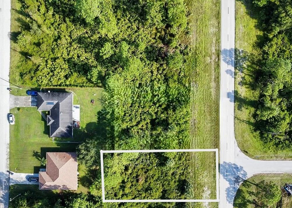 732 Columbus Blvd S, Lehigh Acres, FL 33974