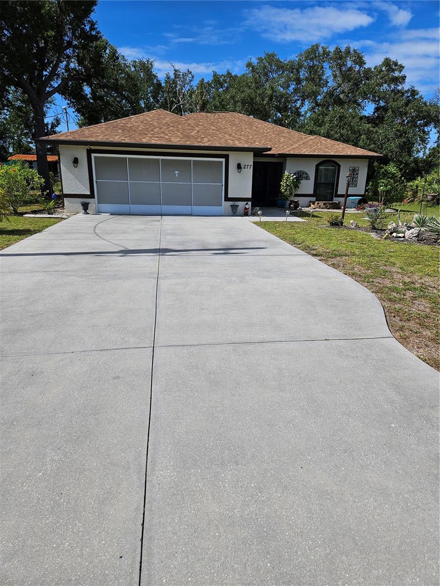 277 Albatross Rd, Rotonda West, FL 33947