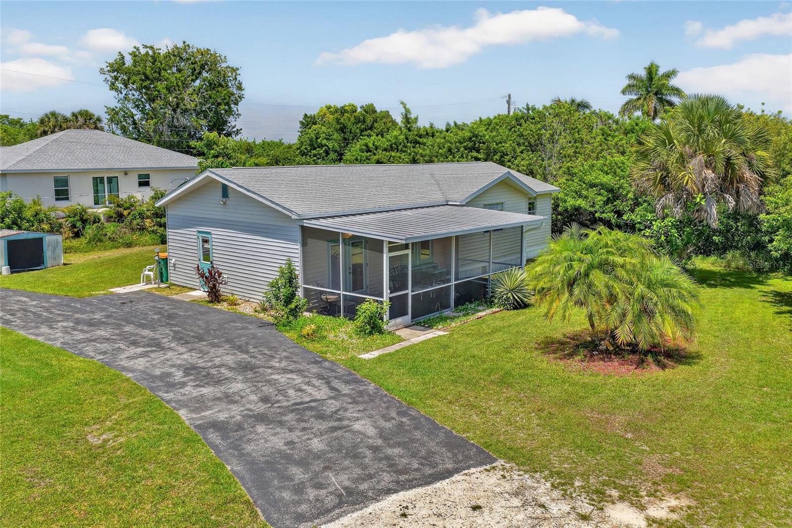 1411 Coral Ridge Dr, Punta Gorda, FL 33950