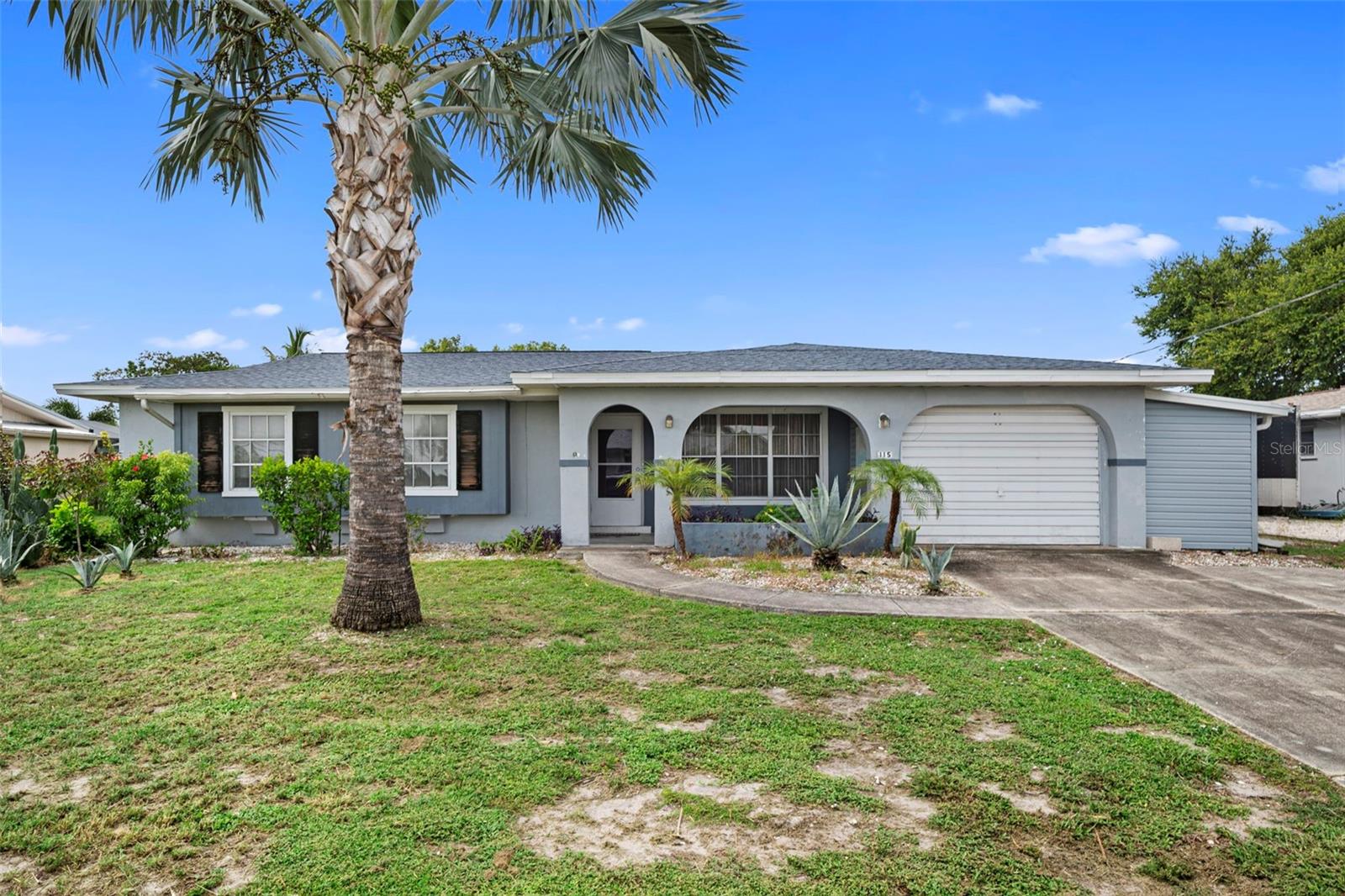 115 Bedford Dr Ne, Port Charlotte, FL 33952