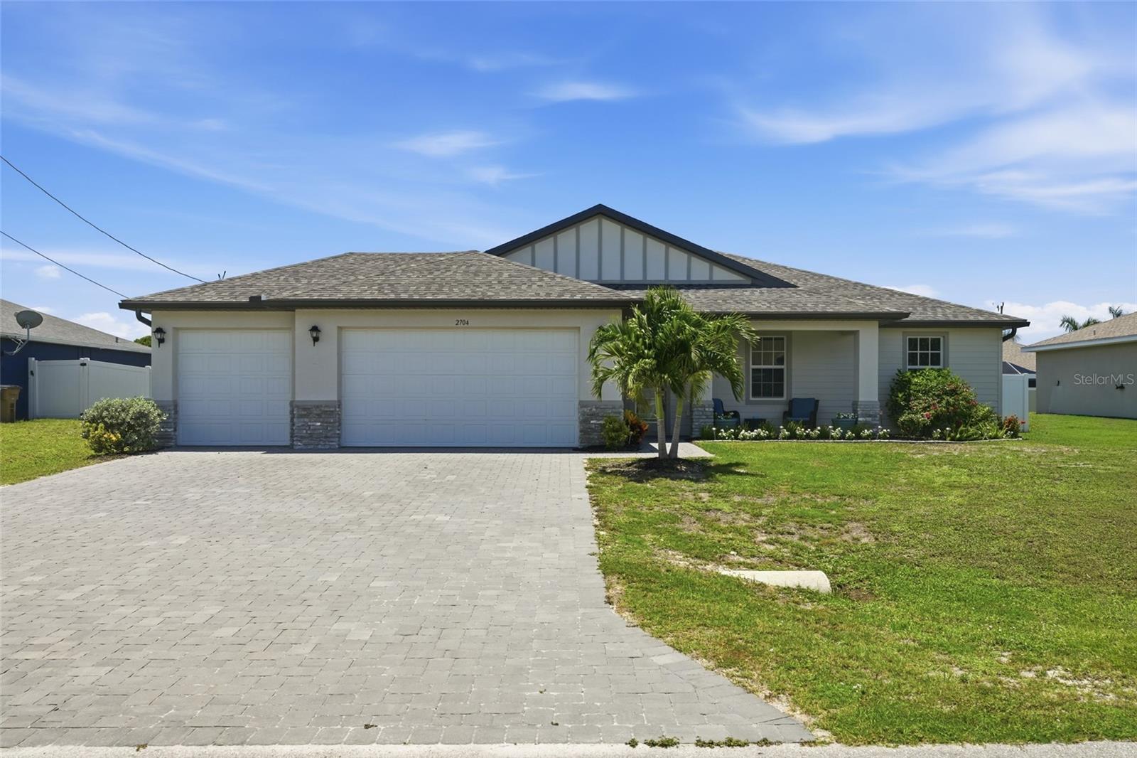 2704 Sw 15th Ave, Cape Coral, FL 33914