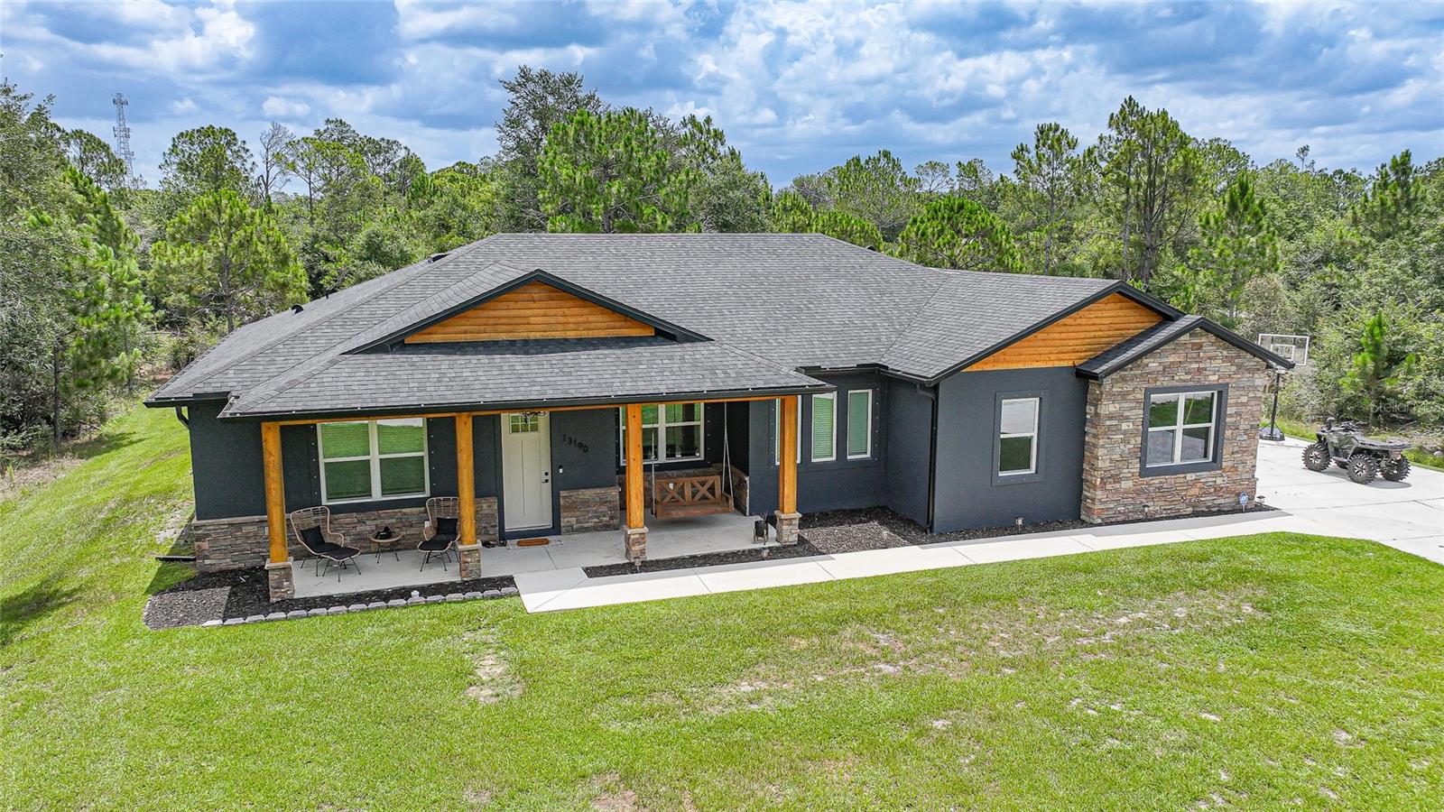 13190 Banyan Dr, Punta Gorda, FL 33955