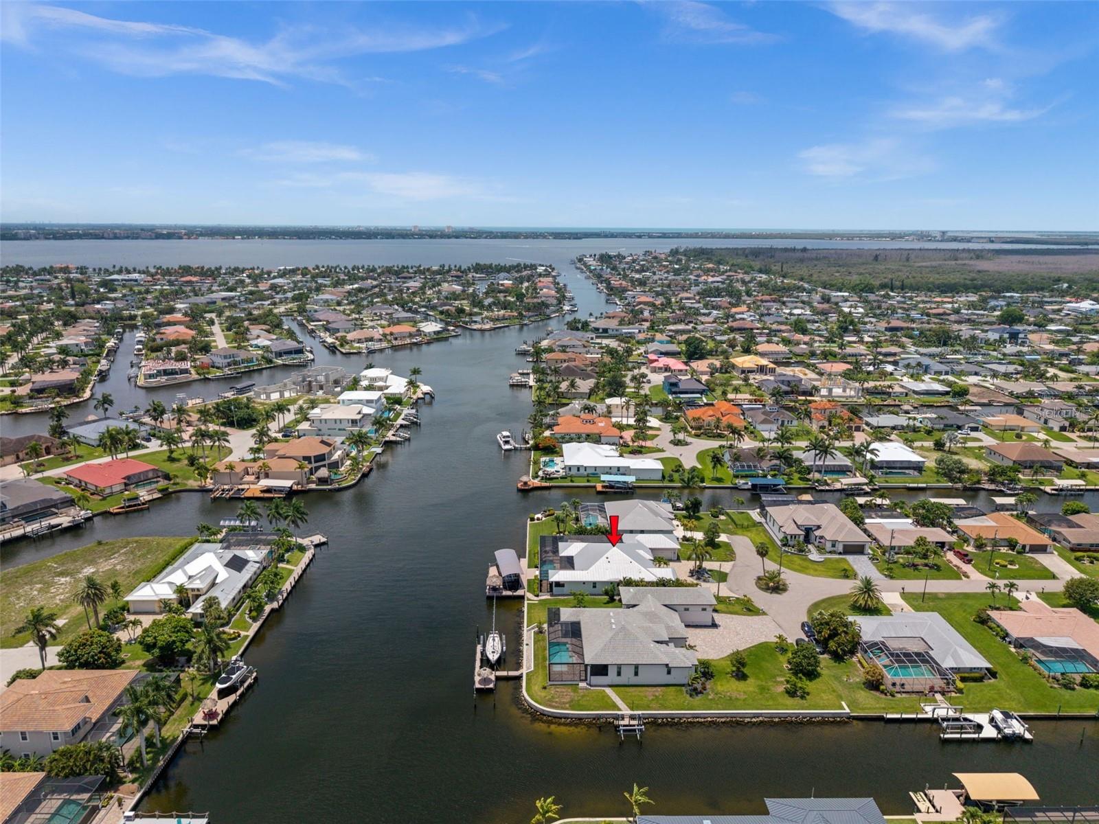 105 Sw 52nd St, Cape Coral, FL 33914