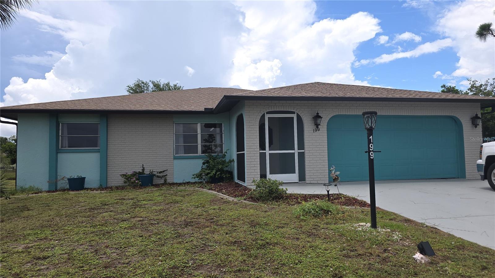 199 Caddy Rd, Rotonda West, FL 33947